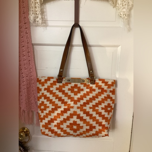 Patricia Nash Handbags - Patricia Nash Chennai Orange and White Patterned Tote